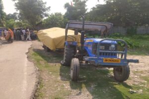 प्राणपुर सिरण्डा में ट्रैक्टर दुर्घटना में घायल 10 वर्षीय बच्चा नूर सलाम