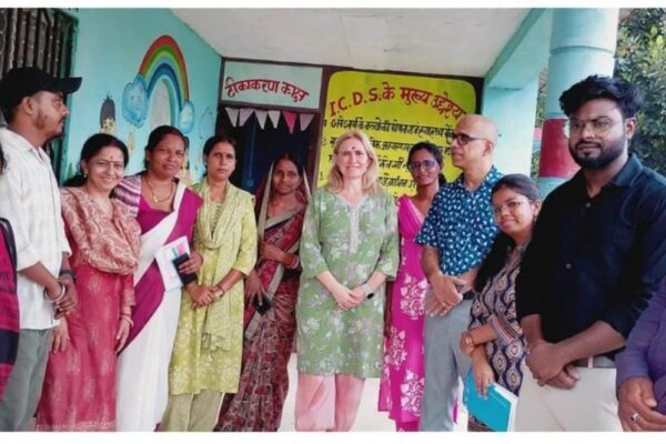 पूर्णिया में यूनिसेफ टीम द्वारा आंगनबाड़ी केंद्र का निरीक्षण